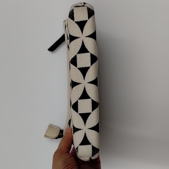 Spartina 449 Navy and Ivory Cream Printed Mini Bag - Picture 5 of 16